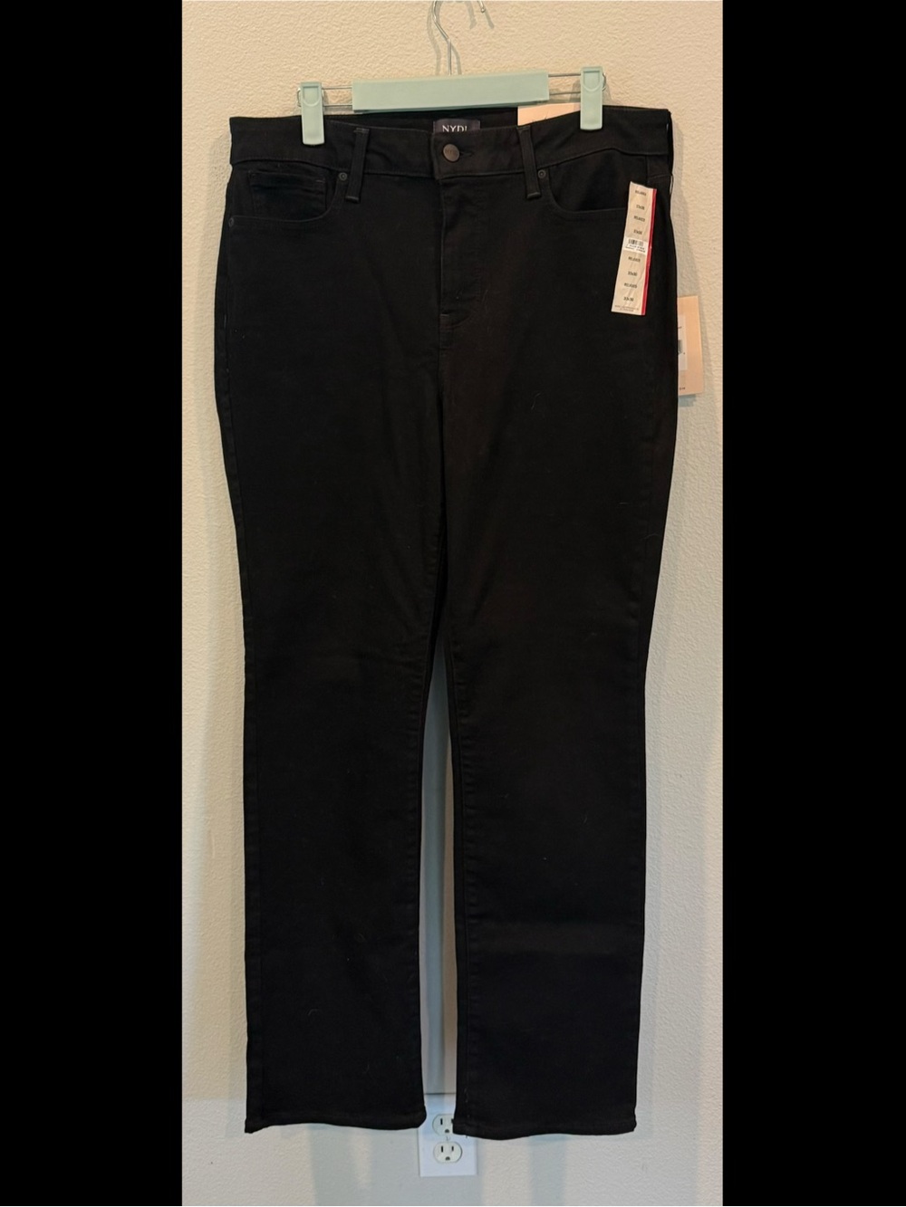 NYDJ Marilyn Straight Leg Jeans Women’s 12 Black Lift Tuck Stretch Denim NWT
